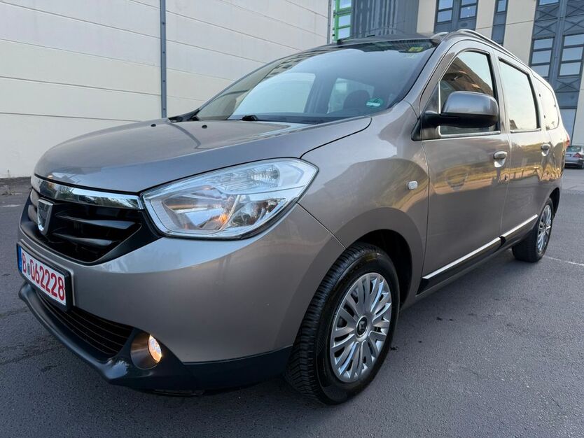 Dacia Lodgy 183.106 km 4.990 € Berlin 13055