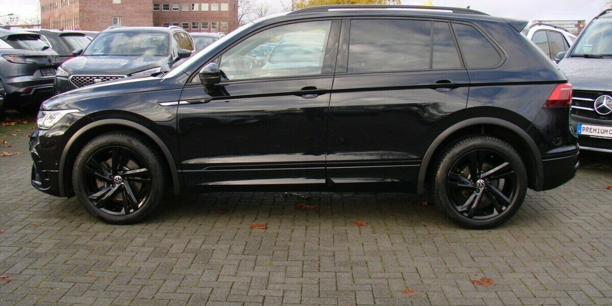 VW Tiguan 2.0TDi R-Line 4M BlackStyle ACC IQ LIGHT 41.763 km 34.980 &euro; Falkensee 14612