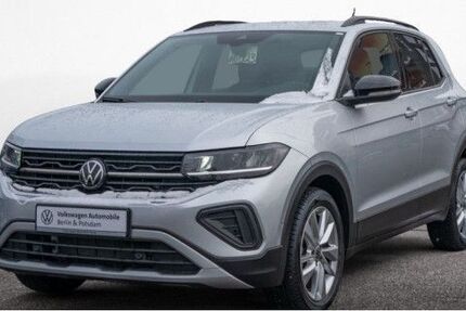VW T-Cross 18.129 km 23.888 &euro; Berlin 14167