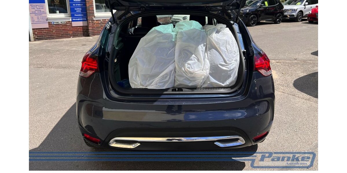 Citroen DS4 1.6 VTi 120 SoChic*SHZ*Massage*BT*Tempo* 150.000 km 5.990 &euro; Berlin 13187