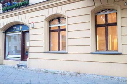 Einzelhandel in Berlin 3.000 € 140 m²