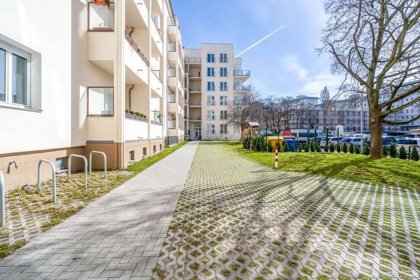 Wohnung zum Kaufen in Berlin 828.000 € 126 m²