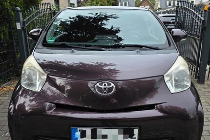 Toyota IQ 153.000 km 9.850 € Berlin 12353
