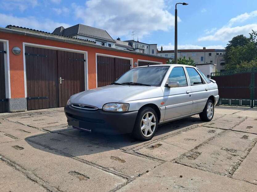 Escort