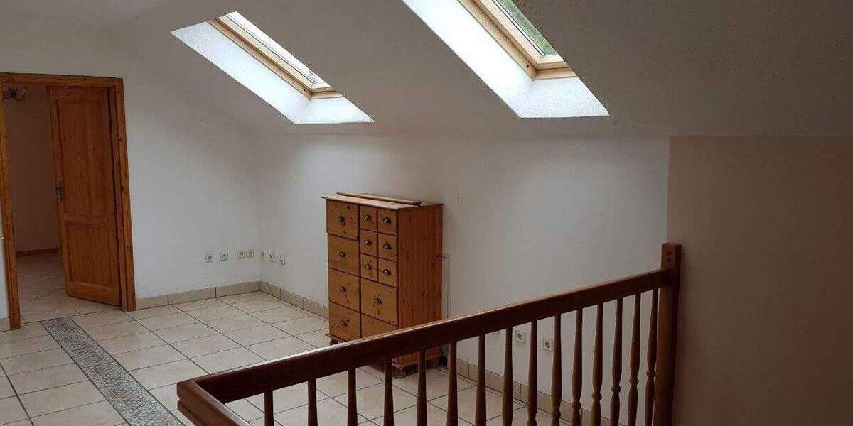 Ihr neues Zuhause für Hund und Katze sowie viel Platz zum Spielen 6 zimmer