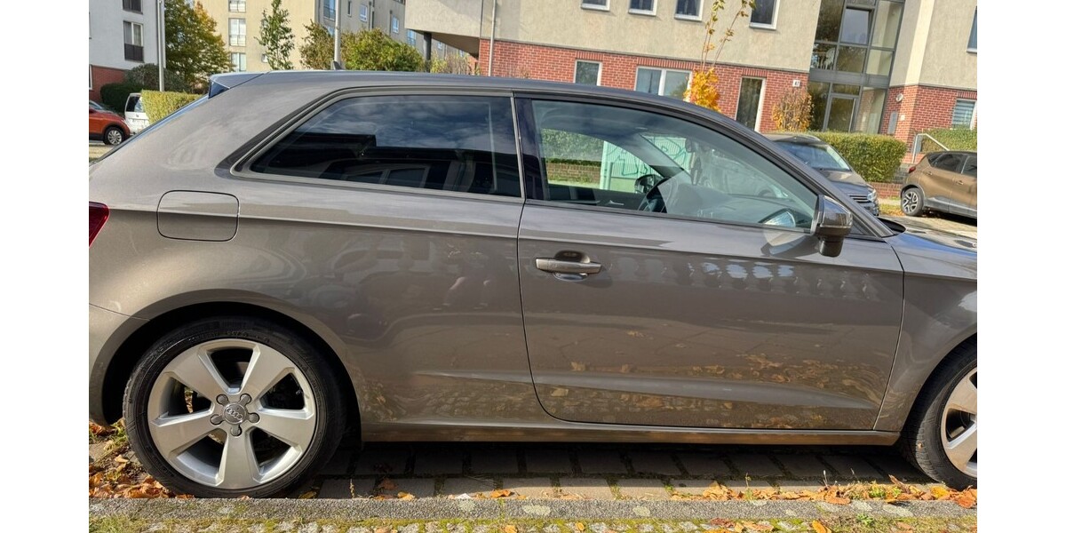 Audi A3 180.000 km 8.000 € Berlin 10178