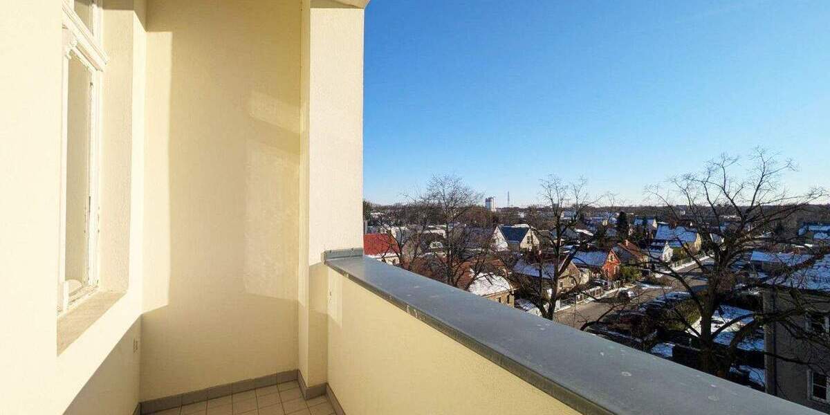 Gepflegter Altbau Bürohaus mit Betriebswohnung zimmer