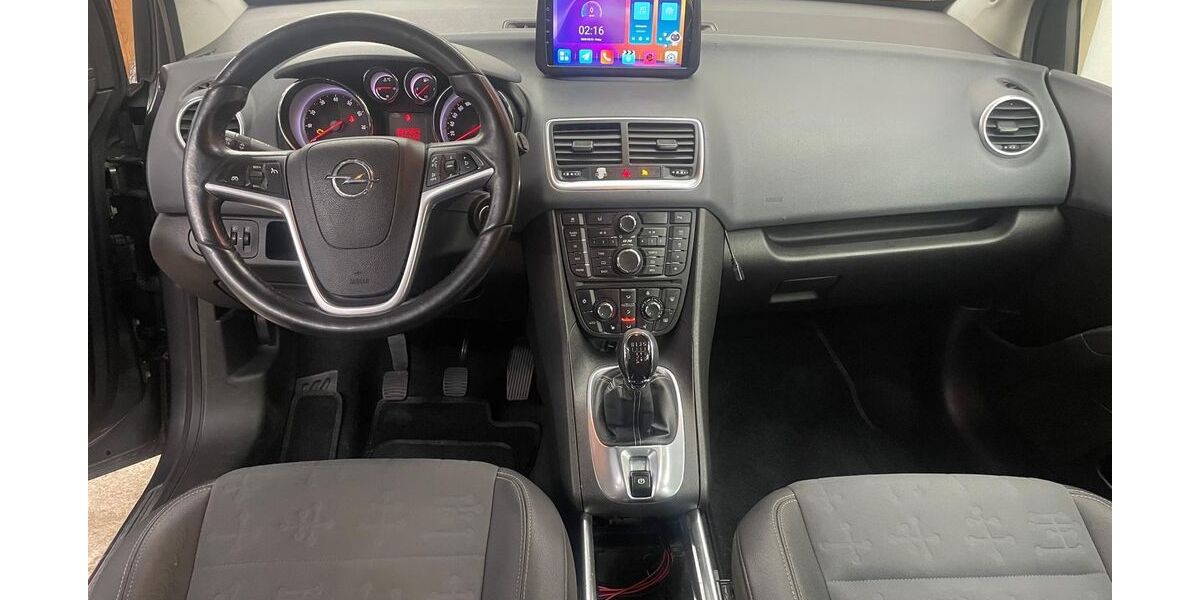 Opel Meriva 153.000 km 3.900 &euro; Potsdam 15936