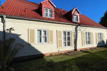 Haus Berlin Marzahn-Hellersdorf - 8 Zimmer, 160 m&sup2;, 530.000&euro; | Angebot:26942965