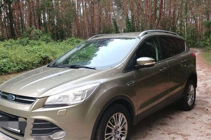 Ford Kuga 240.000 km 7.700 € Brandenburg an der havel 14776