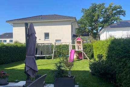 Haus Stahnsdorf - 5 Zimmer, 165 m&sup2;, 3.700&euro; | Angebot:26217043