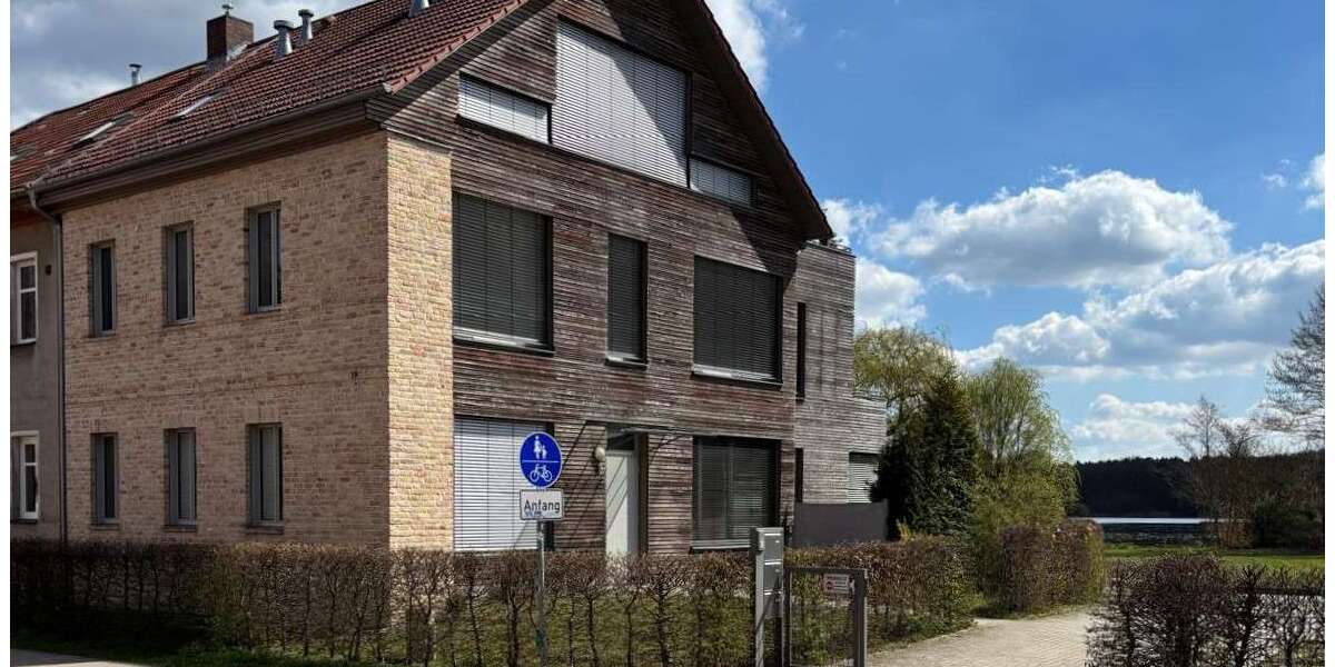 Etagenwohnung Kloster Lehnin - 2 Zimmer, 100 m&sup2;, 1.100&euro; | Angebot:26193319