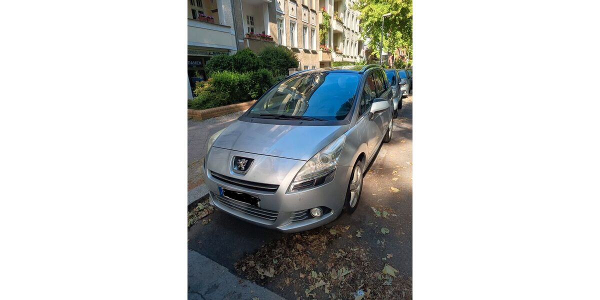 Peugeot 5008 251.000 km 3.590 &euro; Berlin 13189