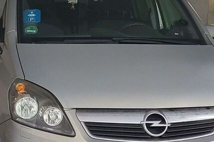 Opel Zafira 208.508 km 849 &euro; Berlin 13595