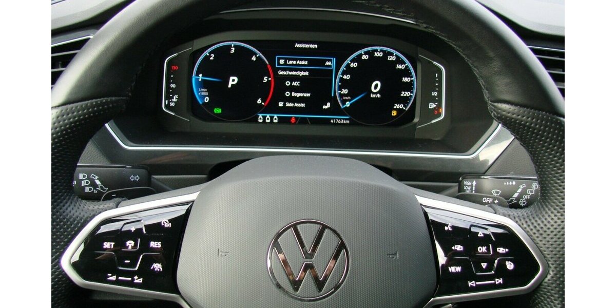 VW Tiguan 2.0TDi R-Line 4M BlackStyle ACC IQ LIGHT 41.763 km 35.980 &euro; Falkensee 14612