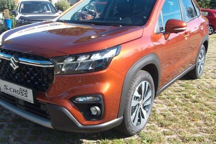 Suzuki (SX4) S-Cross 8.500 km 25.990 &euro; Berlin 13053