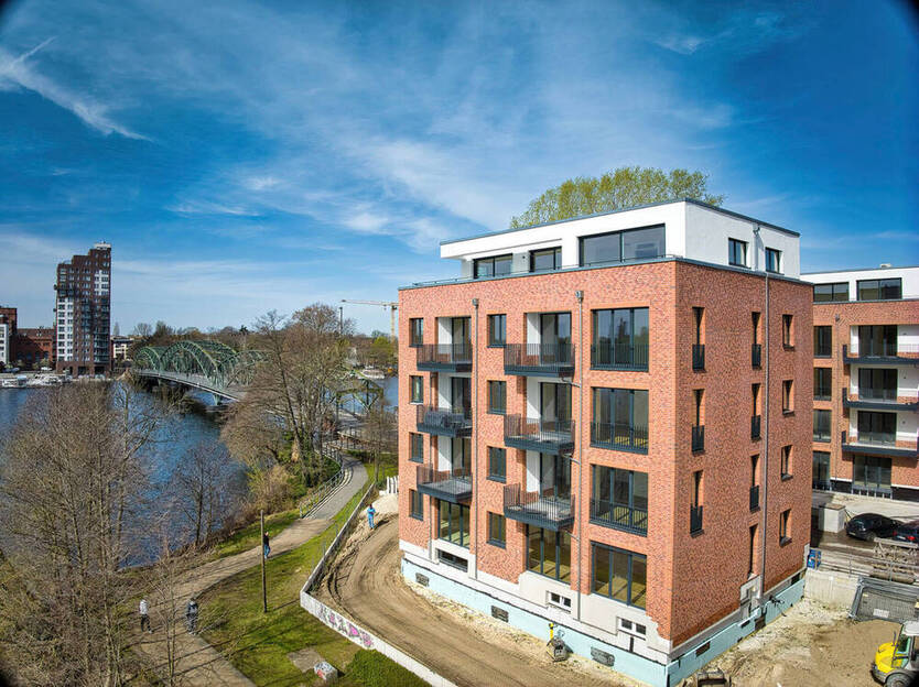 Ihr Büro direkt am Wasser: Effiziente Büroflächen in Neubau-Quartier auf Eiswerder+ TOP-Ausstattung