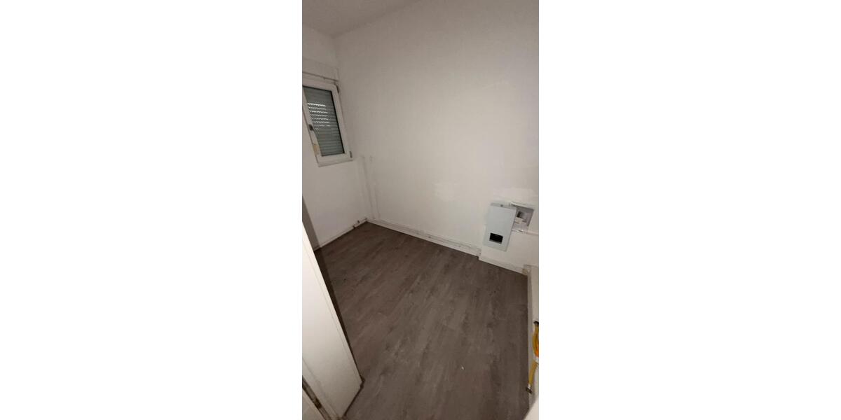 Dachgeschoßwohnung Falkensee - 2 Zimmer, 90 m&sup2;, 1.350&euro; | Angebot:26346965