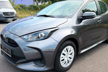 Toyota Yaris 116.000 km 14.499 &euro; Berlin 12057