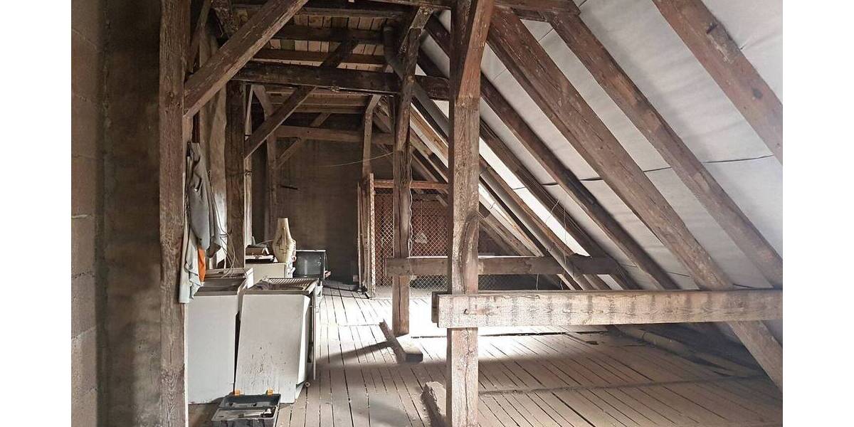Etagenwohnung Berlin Neukölln - 5 Zimmer, 137 m&sup2;, 250.000&euro; | Angebot:26930912