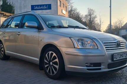 Toyota Avensis 190.000 km 2.499 &euro; Berlin 12307