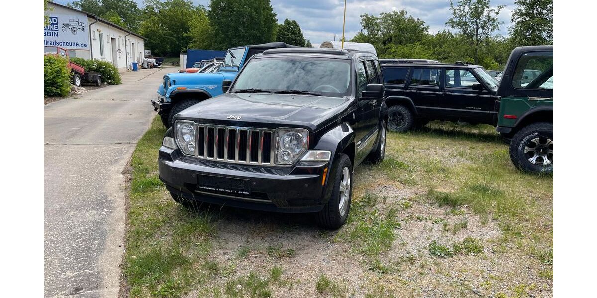 Jeep Cherokee 182.000 km 9.975 € Trebbin 14959