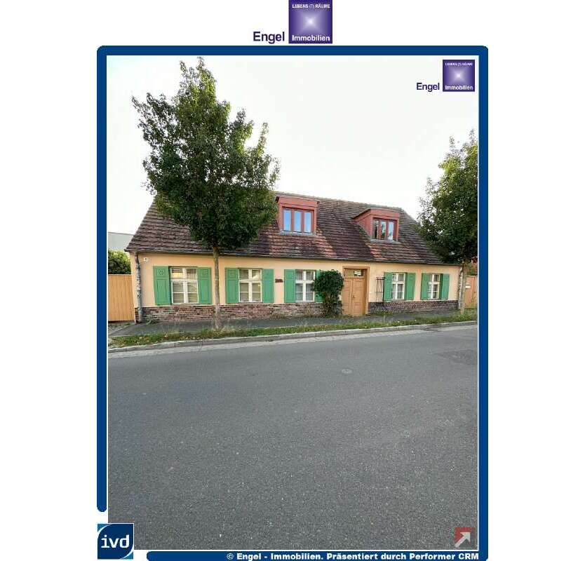 Haus zum Kaufen in Potsdam-Babelsberg 1.482.000 € 260 m²