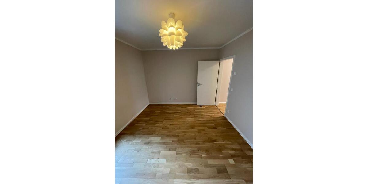Etagenwohnung Falkensee - 2 Zimmer, 60 m&sup2;, 878&euro; | Angebot:25581581