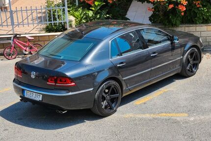 VW Phaeton 222.000 km 9.900 &euro; Berlin 13355