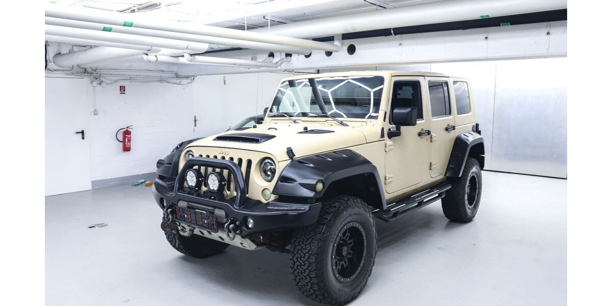 Jeep Wrangler 255.000 km 19.900 &euro; Berlin 10625