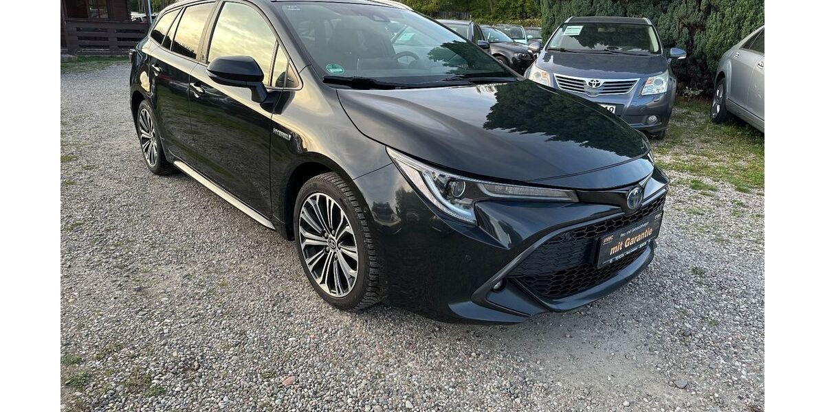 Toyota Corolla 160.000 km 17.790 &euro; Berlin 13127