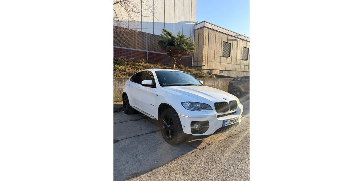 BMW X6 118.800 km 14.700 &euro; Berlin 13086
