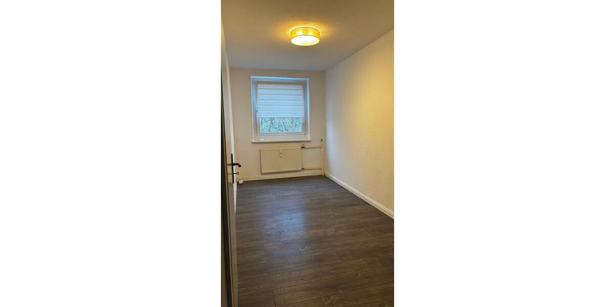Etagenwohnung Potsdam Drewitz - 4 Zimmer, 72 m&sup2;, 260.000&euro; | Angebot:26225625