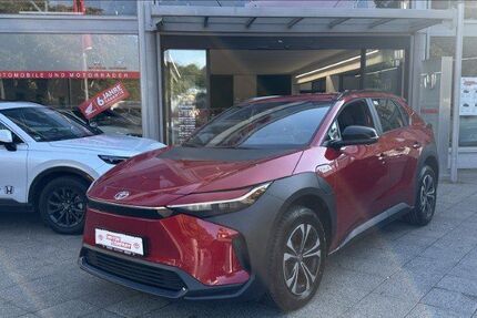 Toyota bZ4X 9.300 km 34.100 € Berlin 13403