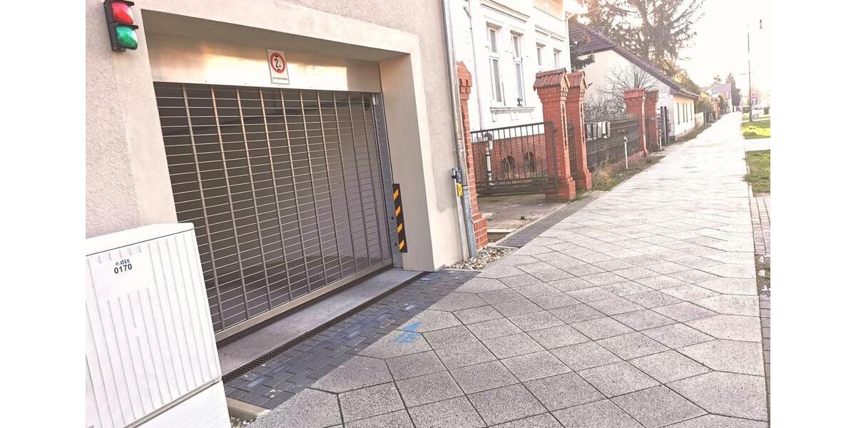 Neubau 2021: Gewerberäume mit Terrasse, Parkplatz und im Zentrum zimmer