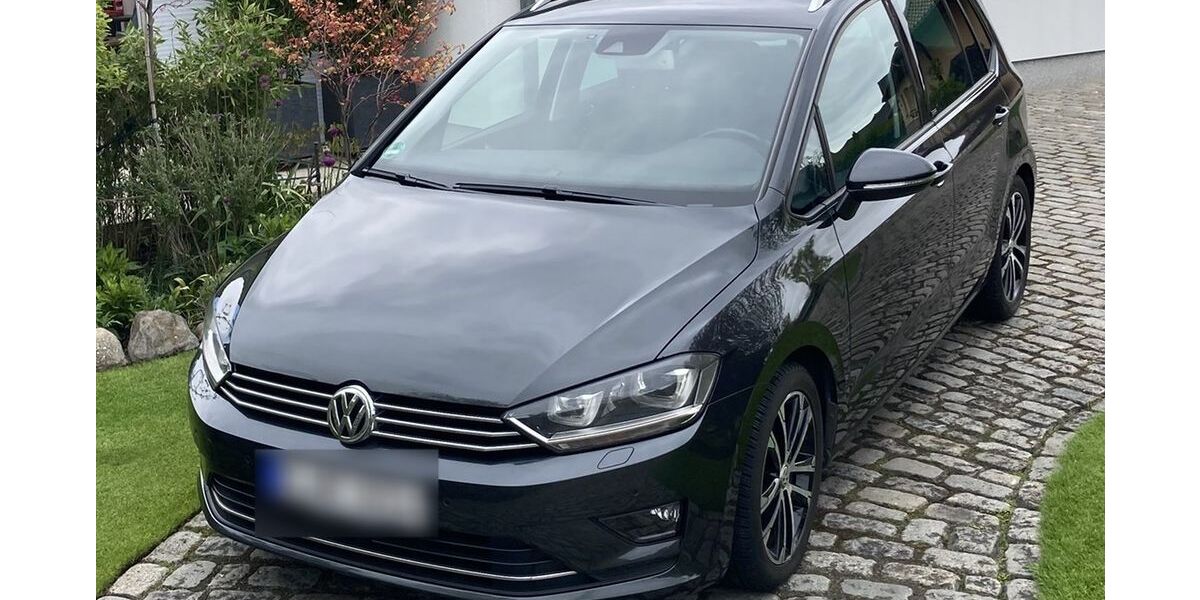VW Golf Sportsvan 117.000 km 12.900 &euro; Berlin 13127