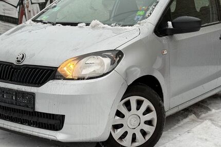 Skoda Citigo 119.000 km 2.950 &euro; Berlin 10245