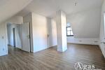 Dachgeschoßwohnung Ludwigsfelde - 3 Zimmer, 96 m&sup2;, 1.295&euro; | Angebot:24432637