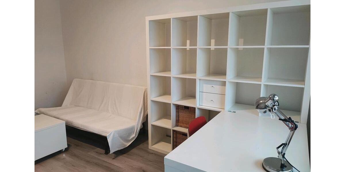 Etagenwohnung Potsdam Industriegelände - 1 Zimmer, 35 m&sup2;, 680&euro; | Angebot:24596666
