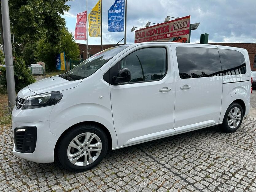 Opel Zafira Life 41.000 km 35.999 € Berlin-Spandau 13585