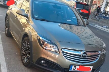 Opel Insignia 167.000 km 8.800 € Berlin 12209