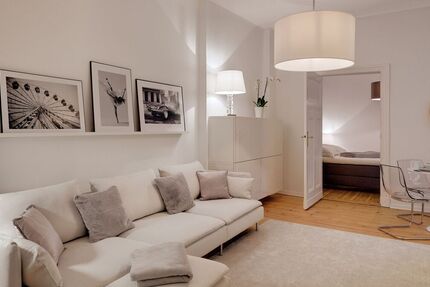 Fully furnished !! Ruhig, toll, neu & hell 2 Zi-Altbau in Tiergarten am Bundesratufer !! - Wohnung Berlin Moabit | Angebot:26948568