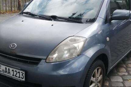 Daihatsu Sirion 182.000 km 1.250 € Berlin 12459