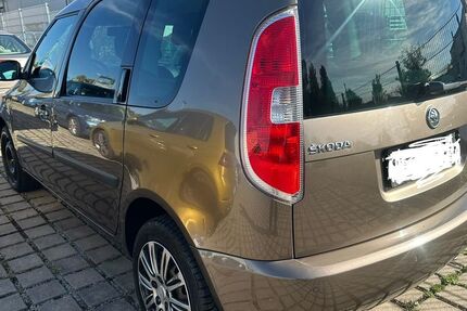 Skoda Roomster 136.600 km 4.900 &euro; Berlin 13088