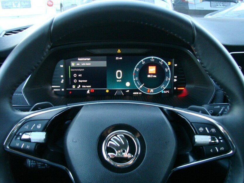 Skoda Octavia 2.0TDi Style ACC Columbus+ HeadUp AHK 46.823 km 26.980 € Falkensee 14612