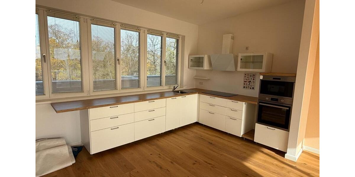 Exklusive 4-Raum-Penthouse-Wohnung im Schloss Siethen 4 zimmer