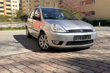 Ford Fiesta 79.600 km 4.100 &euro; Berlin 13355