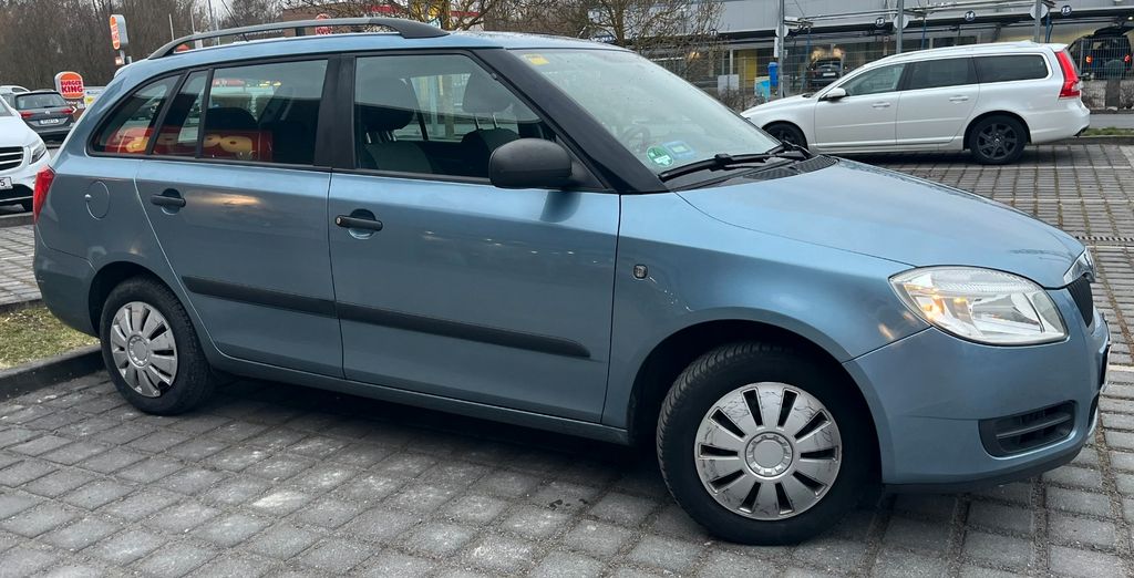 Skoda Fabia 202.179 km 1.950 &euro; Potsdam 14482