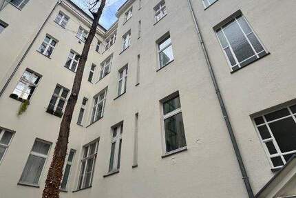 top Lage nahe Savignyplatz 2 zimmer