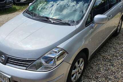 Nissan Tiida 209.500 km 2.270 € Berlin - Pankow 13127